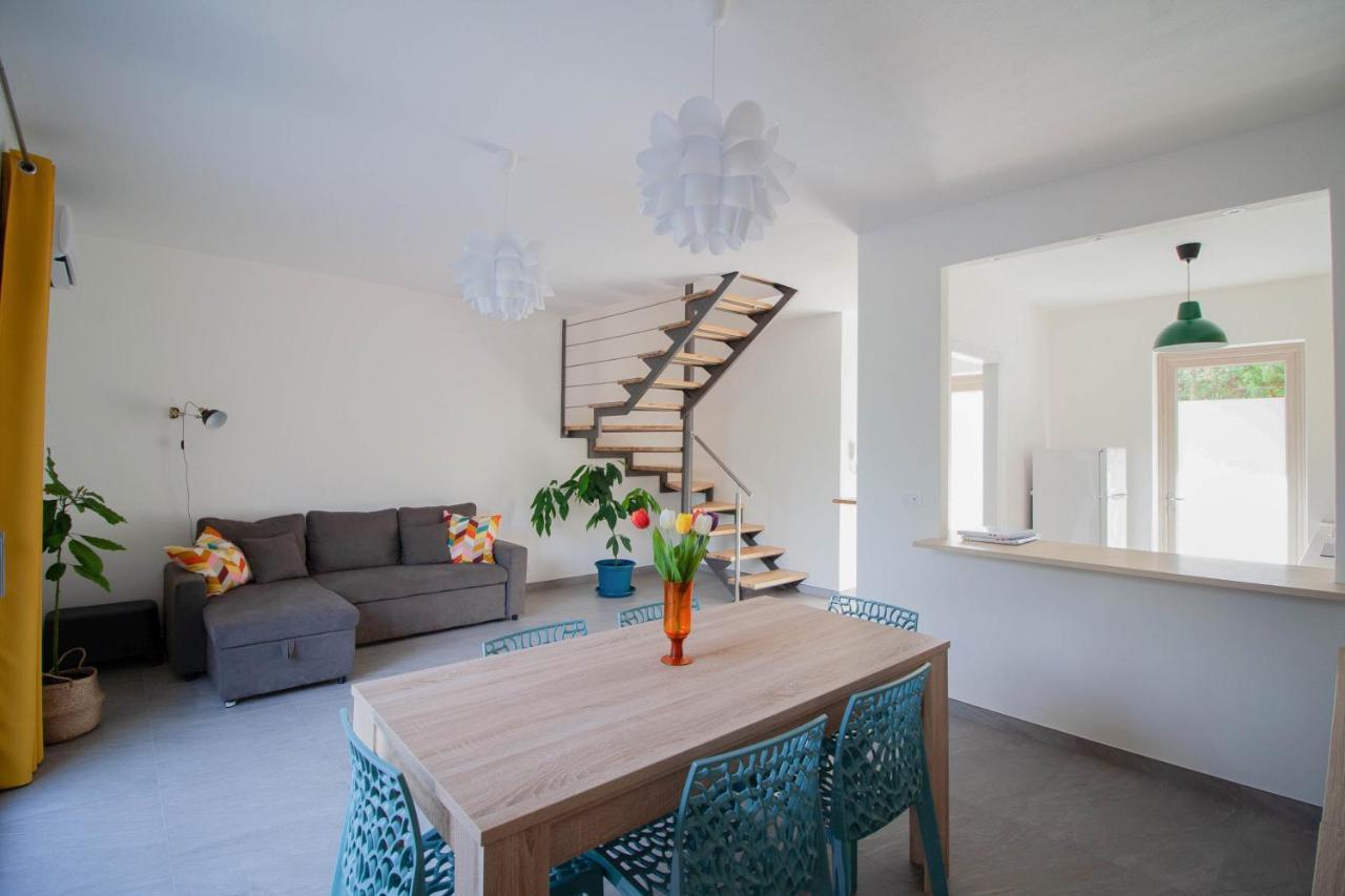 Domek Villa A 100Mt Dalla Spiaggia คาโปแตร์รา ภายนอก รูปภาพ