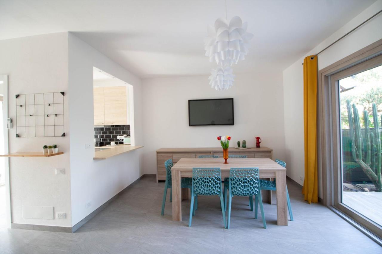 Domek Villa A 100Mt Dalla Spiaggia คาโปแตร์รา ภายนอก รูปภาพ