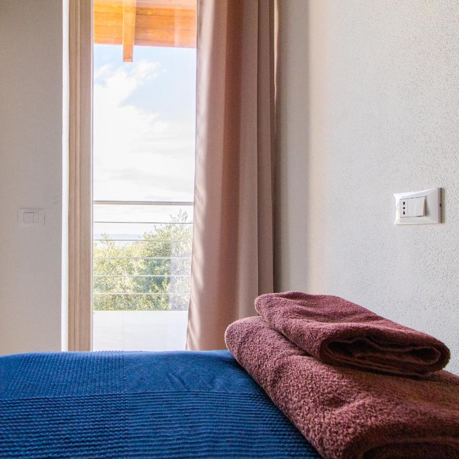 Domek Villa A 100Mt Dalla Spiaggia คาโปแตร์รา ภายนอก รูปภาพ