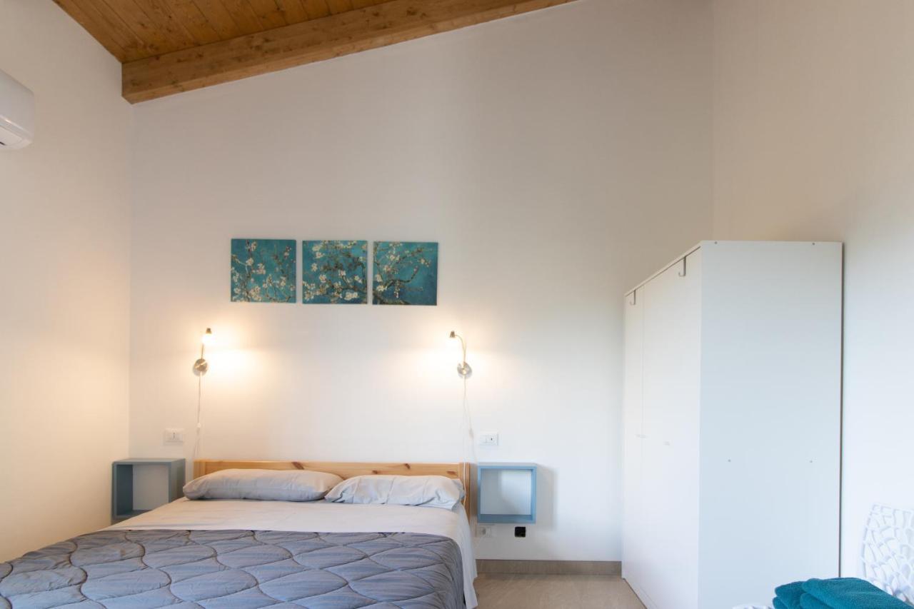 Domek Villa A 100Mt Dalla Spiaggia คาโปแตร์รา ภายนอก รูปภาพ
