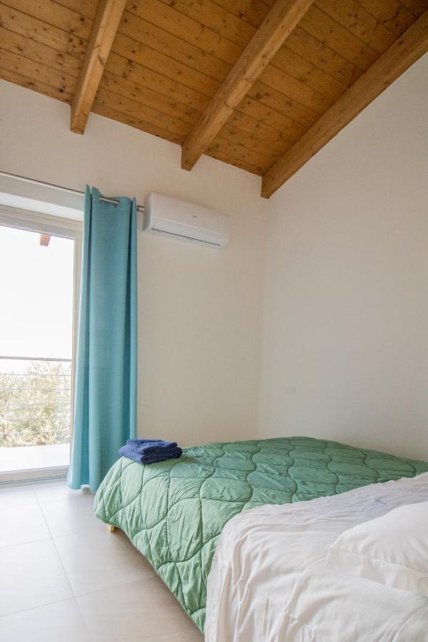 Domek Villa A 100Mt Dalla Spiaggia คาโปแตร์รา ภายนอก รูปภาพ