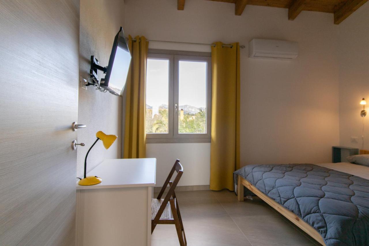 Domek Villa A 100Mt Dalla Spiaggia คาโปแตร์รา ภายนอก รูปภาพ